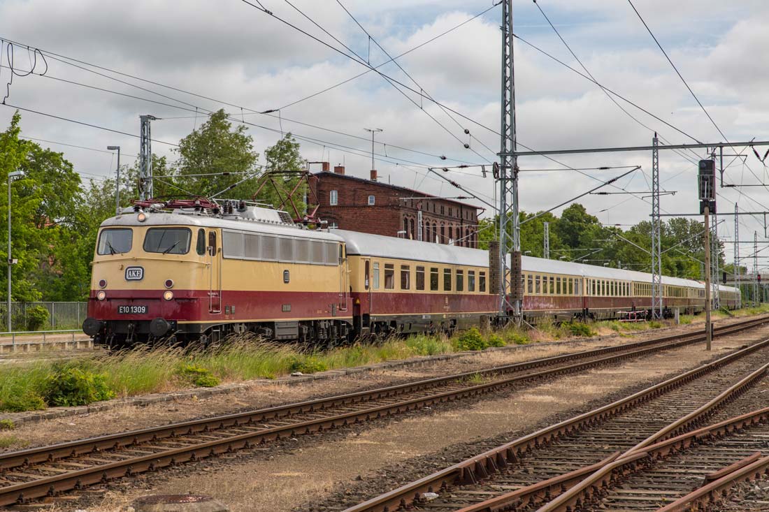 Die E10 „Rheingold“ der Deutschen Bundesbahn